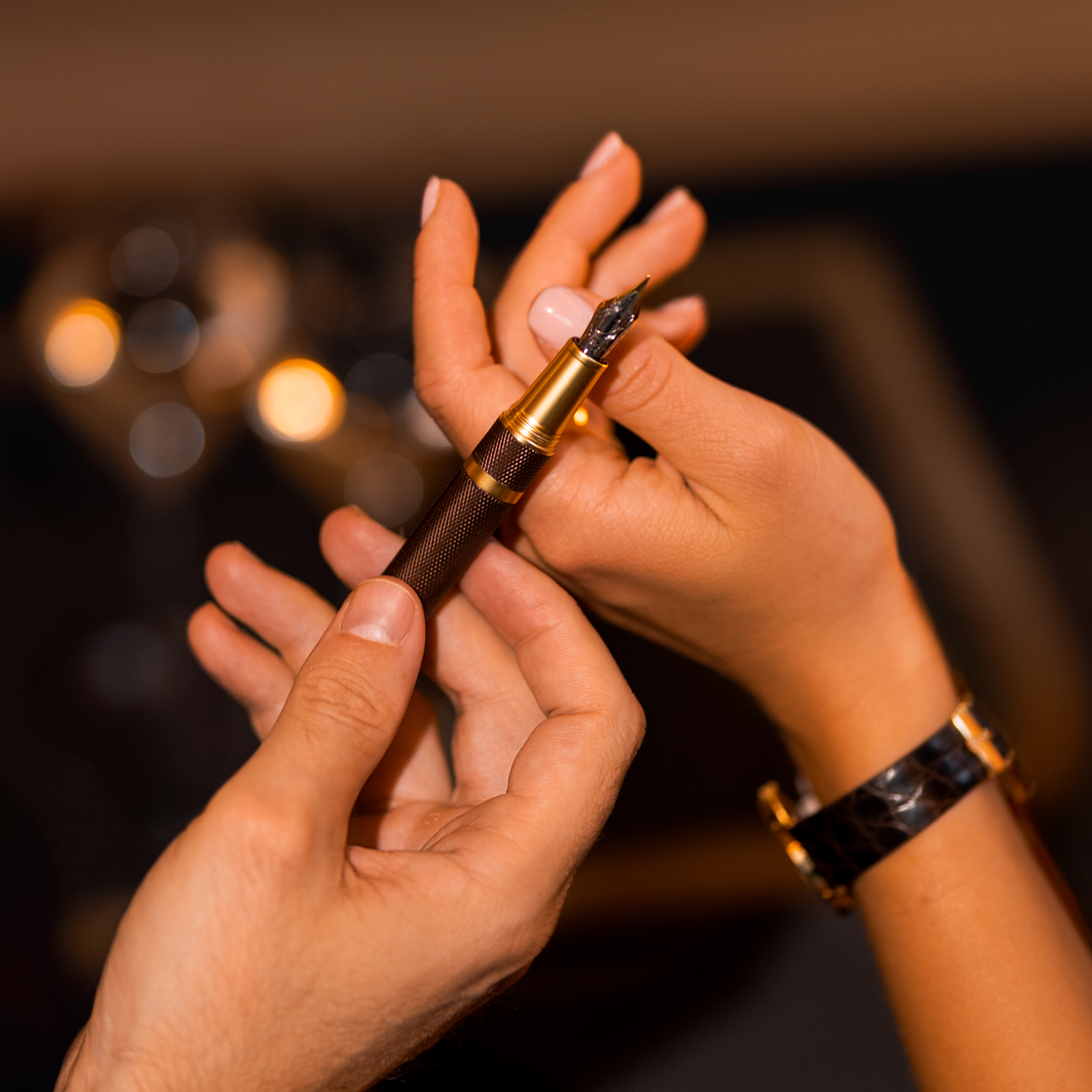 Éternelle Gold-Coated Brown Fountain Pen