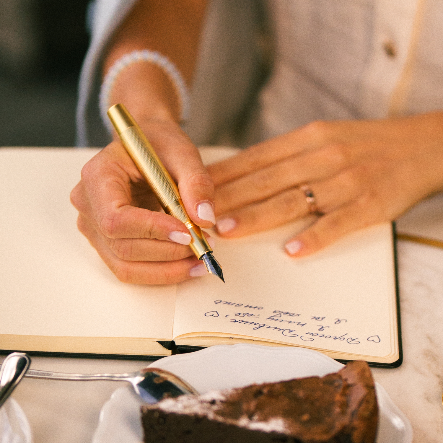 Éternelle Gold-Coated Gold Fountain Pen