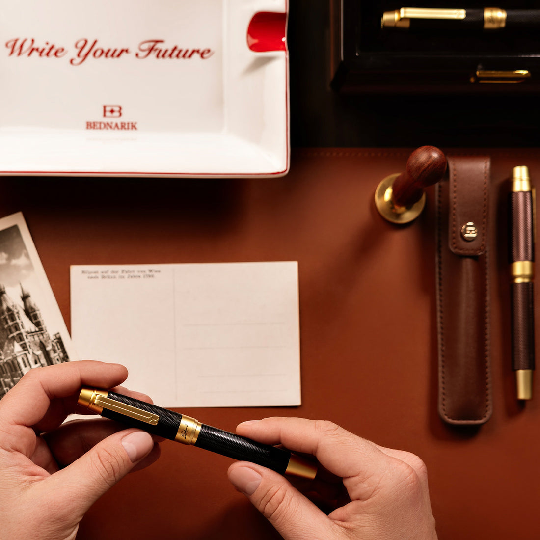 Éternelle Gold-Coated Black Ballpoint Pen
