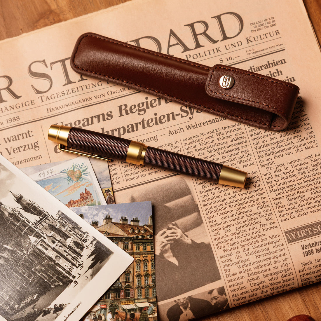 Éternelle Gold-Coated Brown Fountain Pen