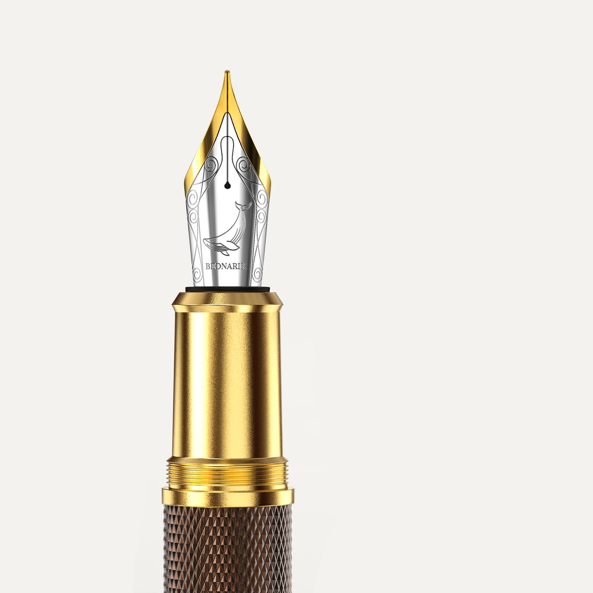 Éternelle Gold-Coated Brown Fountain Pen
