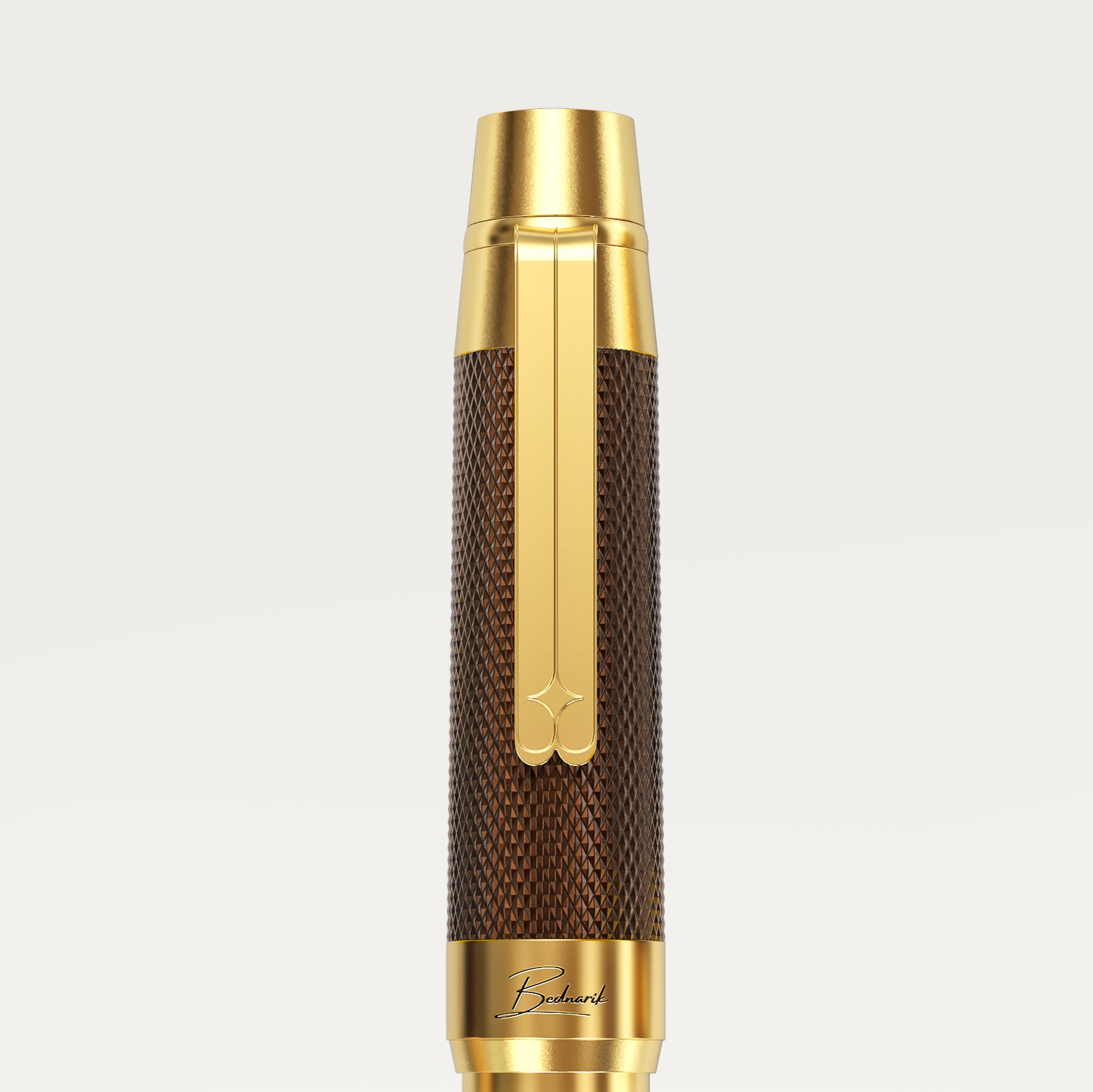 Éternelle Gold-Coated Brown Fountain Pen